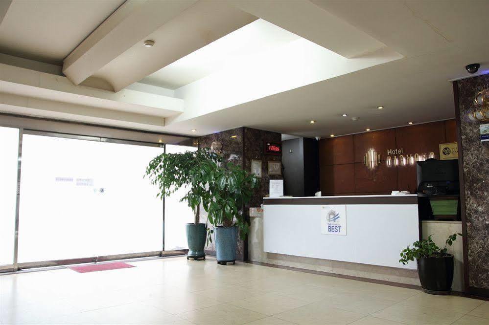 Hotel Diamond Сувон Екстериор снимка